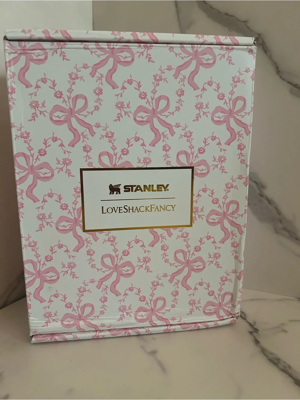 Stanley LoveShackFancy 20 oz Pink Bow Print gift box set - Picture 4 of 4